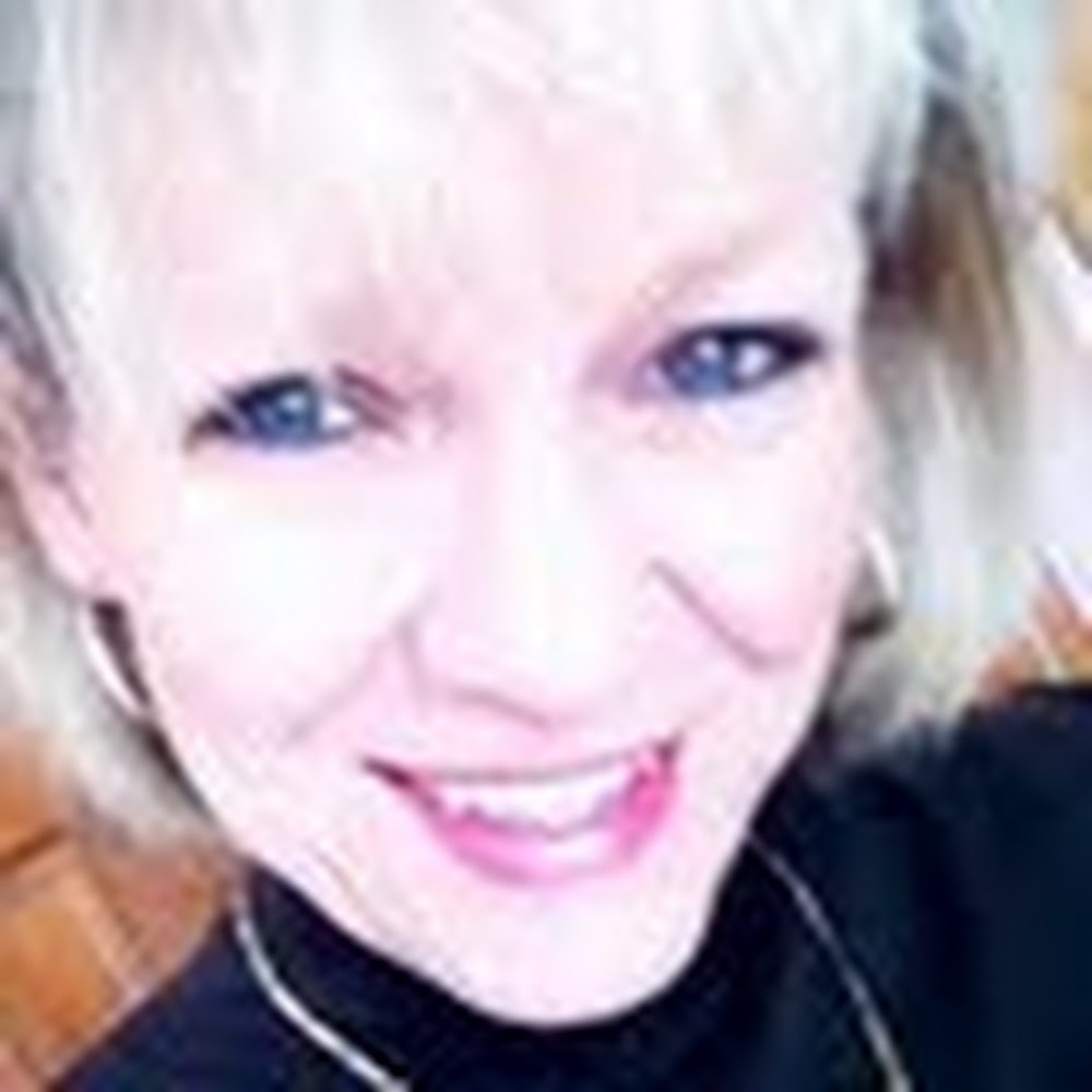 Meet your Posher, Marcia